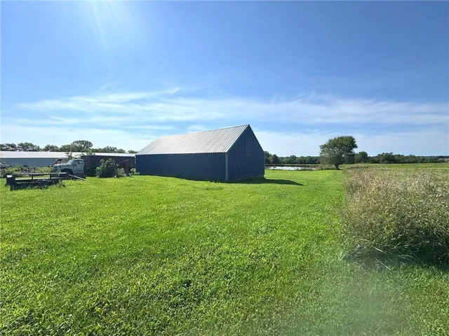 $850,000 | 24984 P Highway, Gallatin, MO 64640