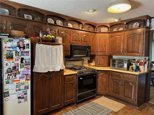 $850,000 | 24984 P Highway, Gallatin, MO 64640