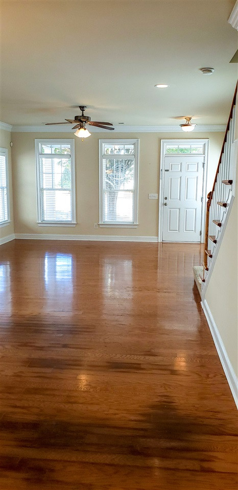 7753 ACC Boulevard Raleigh, NC 27617 - Photo 3 of 5 Living Room/Din