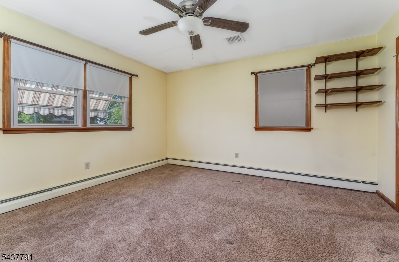 24 Hardscrabble Hill Road Flemington, NJ 08822 - Photo 15 of 35