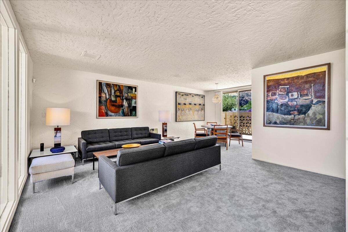 1859 Sandcliff Road Palm Springs, CA 92264 - Photo 5 of 37 Living Room