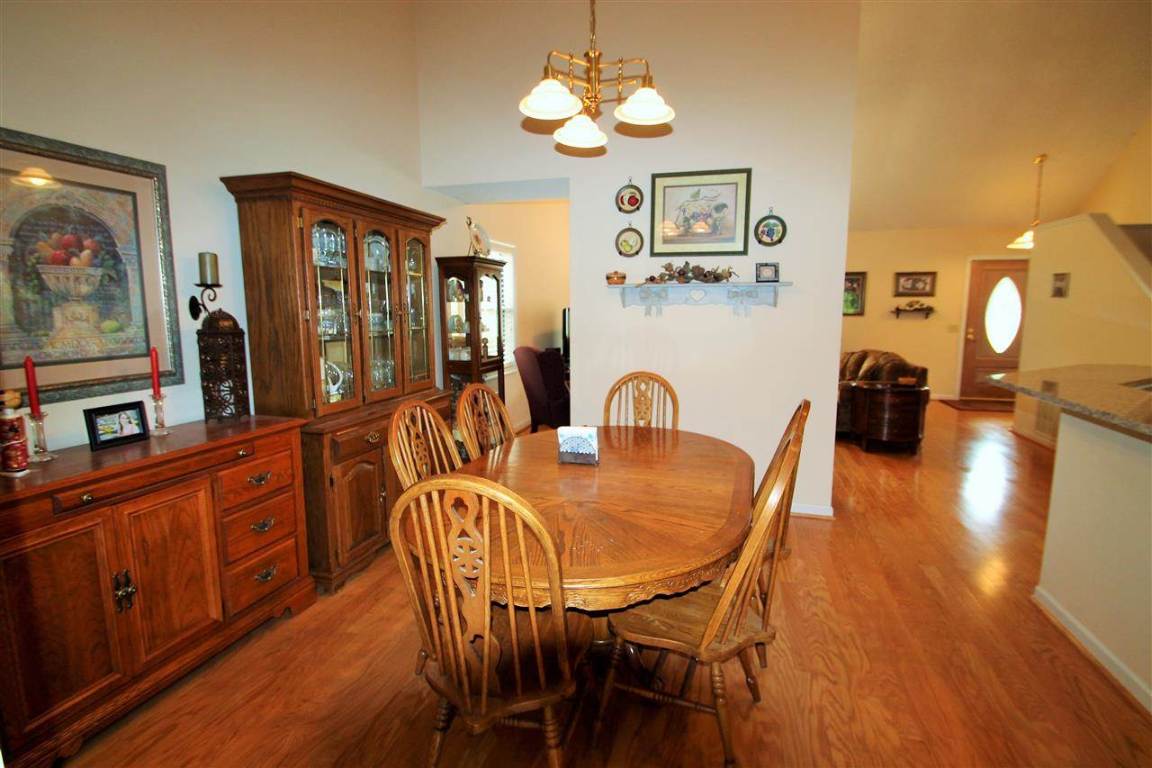 15058 Beacon Ridge Drive Seneca, SC 29678 - Photo 5 of 16 Gallery Image 5