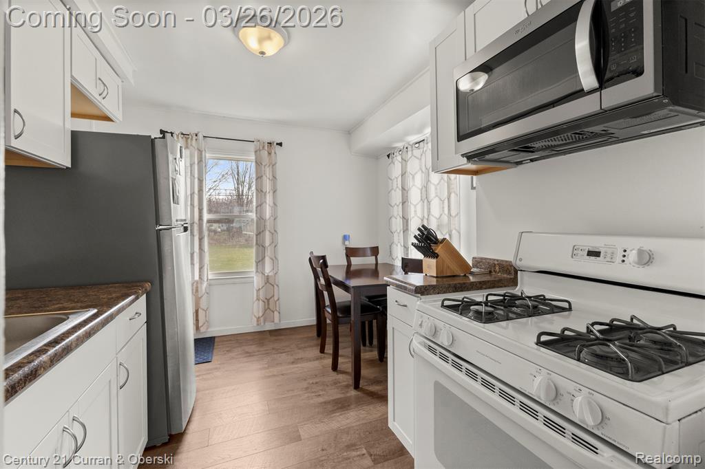 6327 Hunt Street Romulus, MI 48174 - Photo 8 of 21