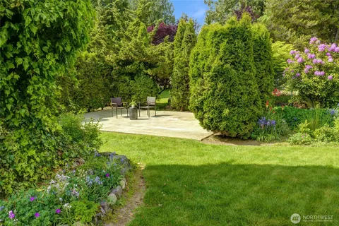 $1,285,000 | 19416 84th Avenue West, Edmonds, WA 98026