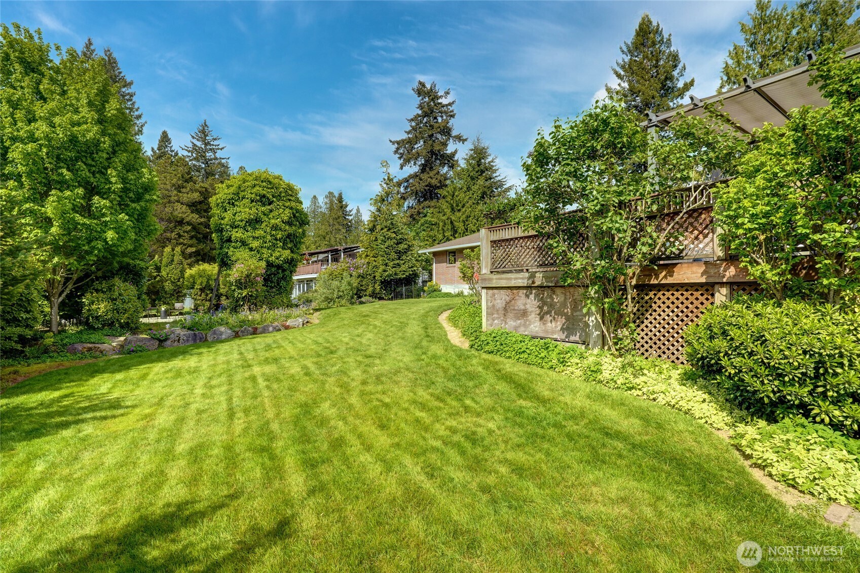 19416 84th Avenue West Edmonds, WA 98026 - Photo 30 of 36