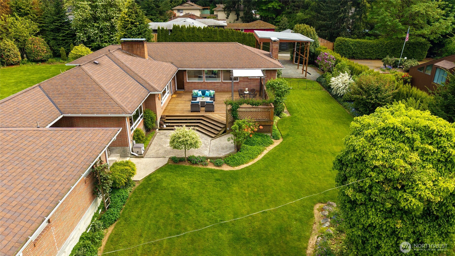 19416 84th Avenue West Edmonds, WA 98026 - Photo 32 of 36