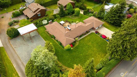 $1,285,000 | 19416 84th Avenue West, Edmonds, WA 98026