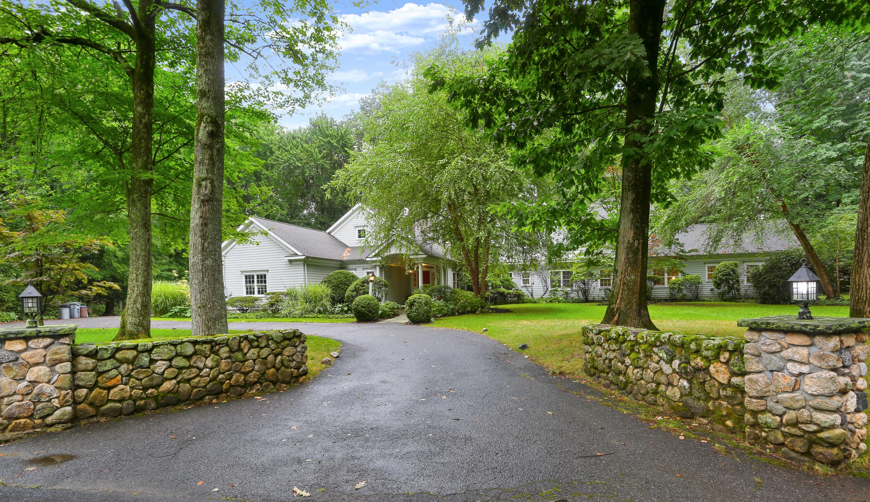 5 Stony Brook Road South Darien, CT 06820 - Photo 5 of 27 a view of a house with a yard