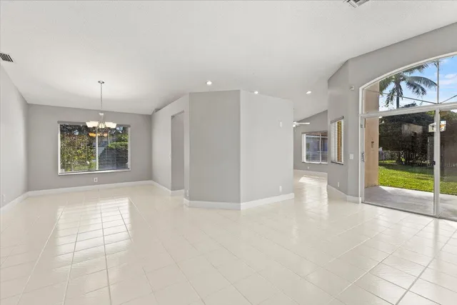 $3,495 | 4546 Northwest 7th Place, Deerfield Beach, FL 33442