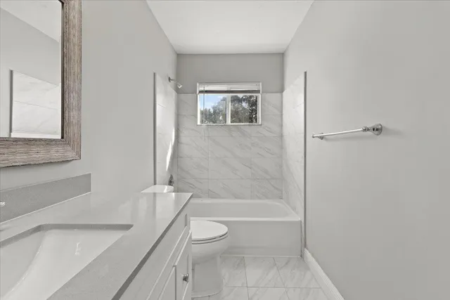 $3,495 | 4546 Northwest 7th Place, Deerfield Beach, FL 33442