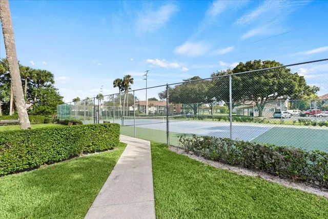 $3,495 | 4546 Northwest 7th Place, Deerfield Beach, FL 33442