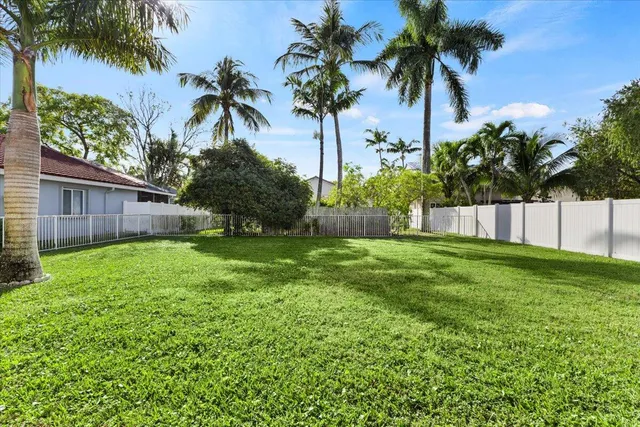 $3,495 | 4546 Northwest 7th Place, Deerfield Beach, FL 33442
