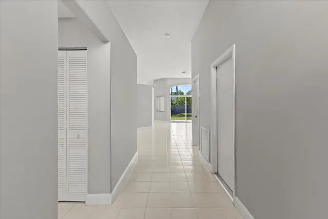 $3,495 | 4546 Northwest 7th Place, Deerfield Beach, FL 33442