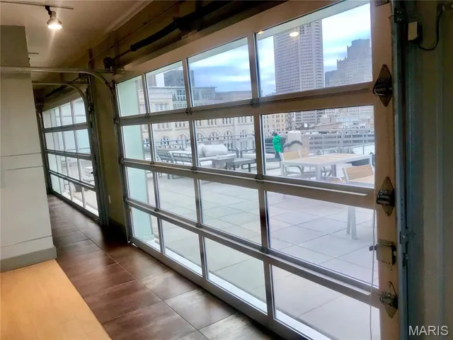 $1,895 | 1209 Washington Avenue, Unit 818, St. Louis, MO 63103