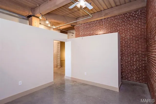 $1,895 | 1209 Washington Avenue, Unit 818, St. Louis, MO 63103