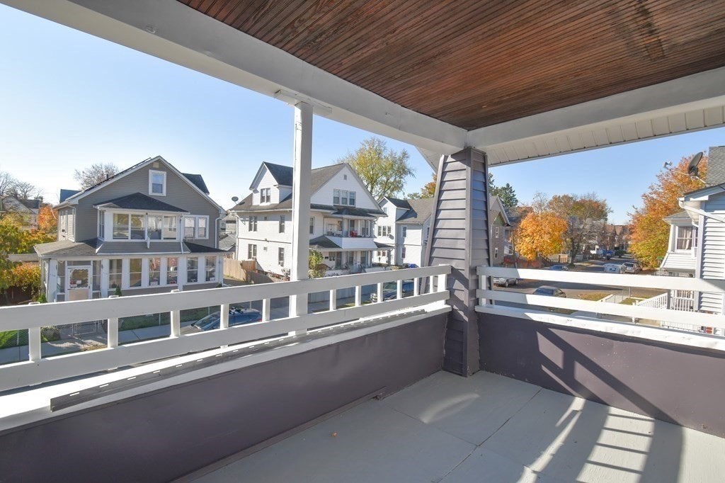 116-118 Johnson Street Springfield, MA 01108 - Photo 5 of 32