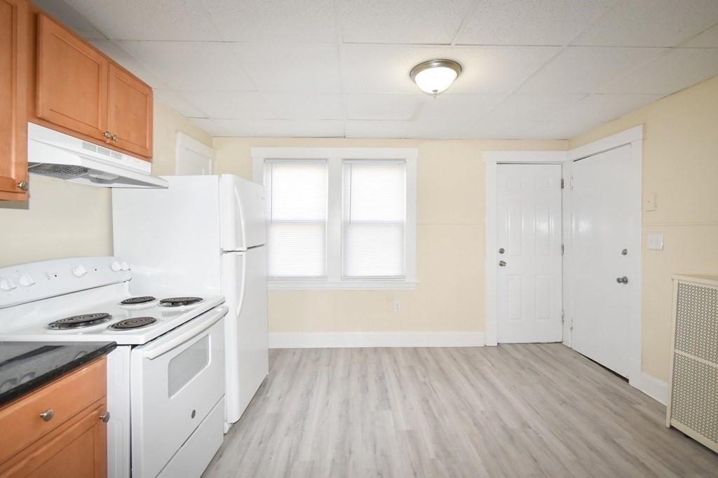 116-118 Johnson Street Springfield, MA 01108 - Photo 9 of 32
