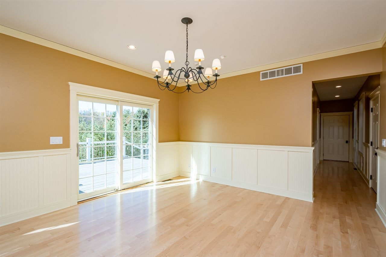 3091 Running Deer Road Northeast Iowa City, IA 52240 - Photo 13 of 32 Gallery Image 13