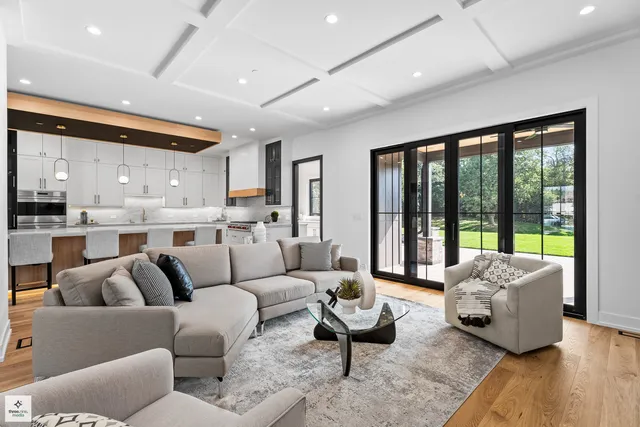 $2,849,000 | 3005 Highland Road, Northbrook, IL 60062