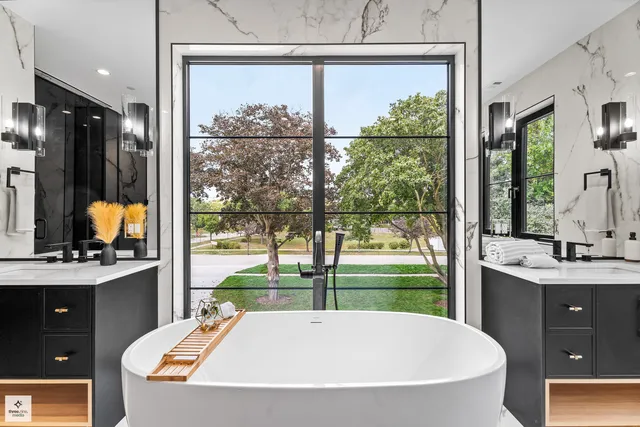 $2,849,000 | 3005 Highland Road, Northbrook, IL 60062