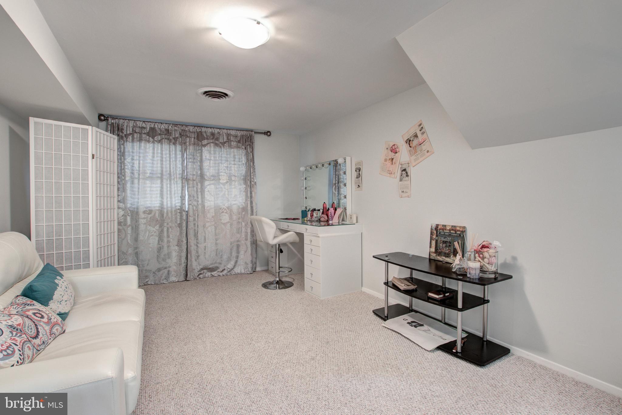 7617 Elgar Street Springfield, VA 22151 - Photo 19 of 44 Gallery Image 19