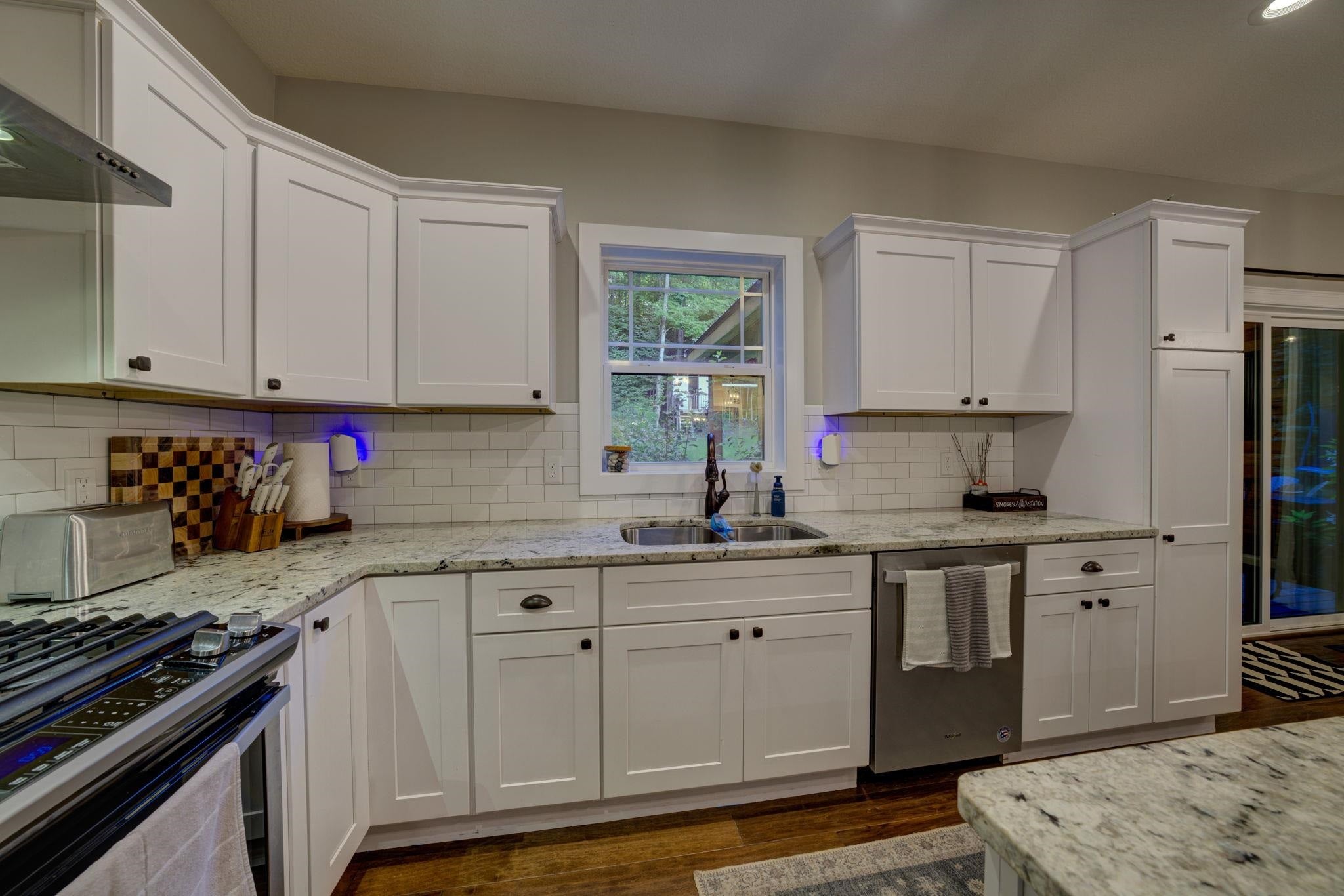 359 West Valley Road Maple City, MI 49664 - Photo 5 of 47 Gallery Image 5