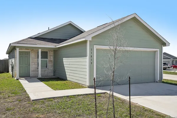 $210,000 | 11819 Fading Way, Von Ormy, TX 78073