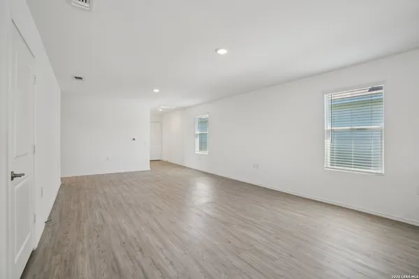 $210,000 | 11819 Fading Way, Von Ormy, TX 78073