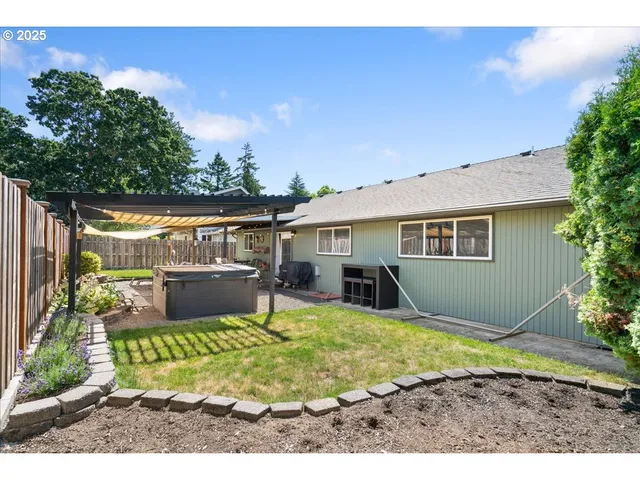 a view of outdoor space yard and patio