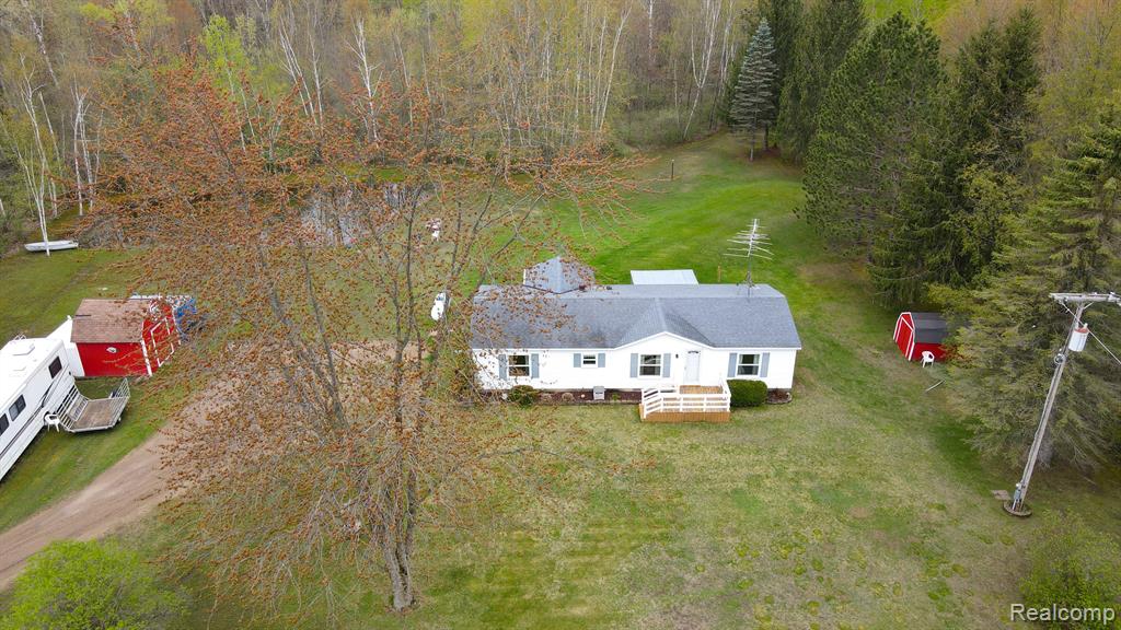 6118 Leix Road Mayville, MI 48744 - Photo 1 of 38 Gallery Image 1