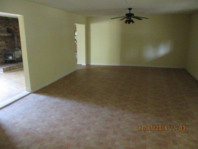 123 Dunmeyer Hill Road Summerville, SC 29485 - Photo 4 of 21 123 DUNMEYER 11-17-16 (7)