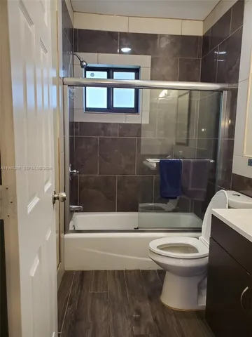 $1,725 | 2015 Funston Street, Unit XX, Hollywood, FL 33020