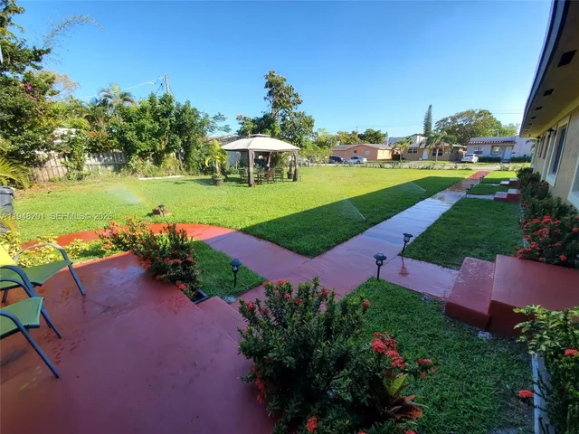 $1,725 | 2015 Funston Street, Unit XX, Hollywood, FL 33020