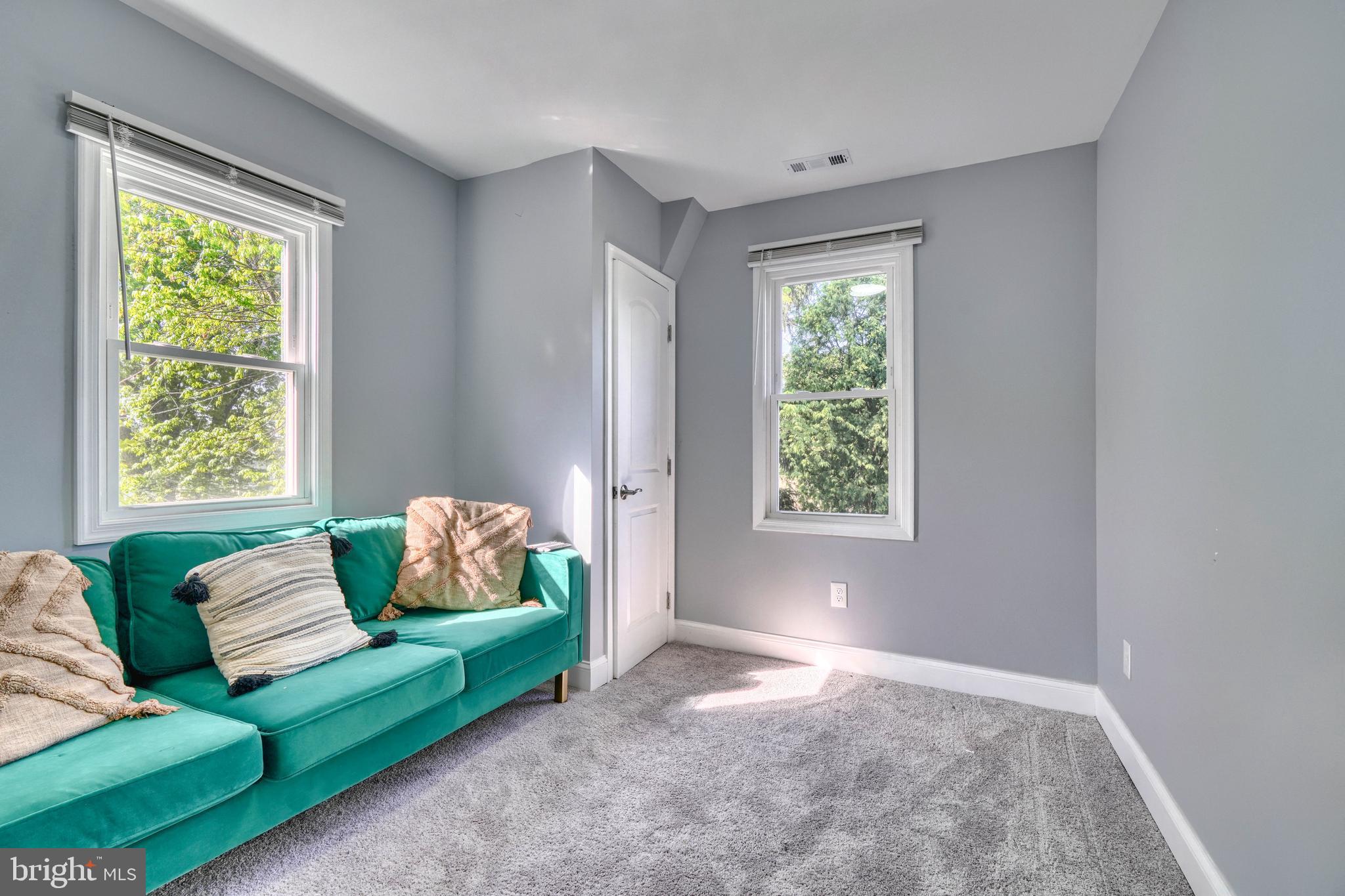 3901 Biddison Lane Baltimore, MD 21206 - Photo 20 of 42