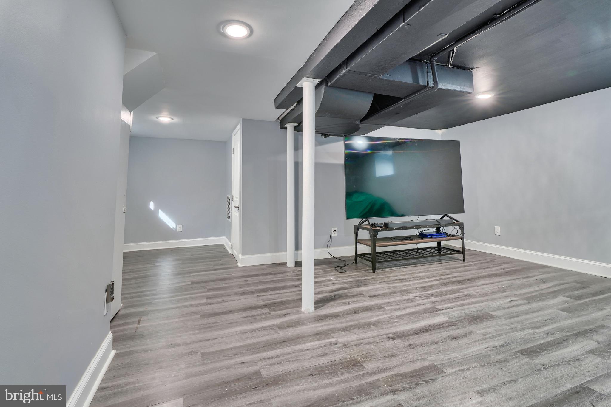 3901 Biddison Lane Baltimore, MD 21206 - Photo 28 of 42