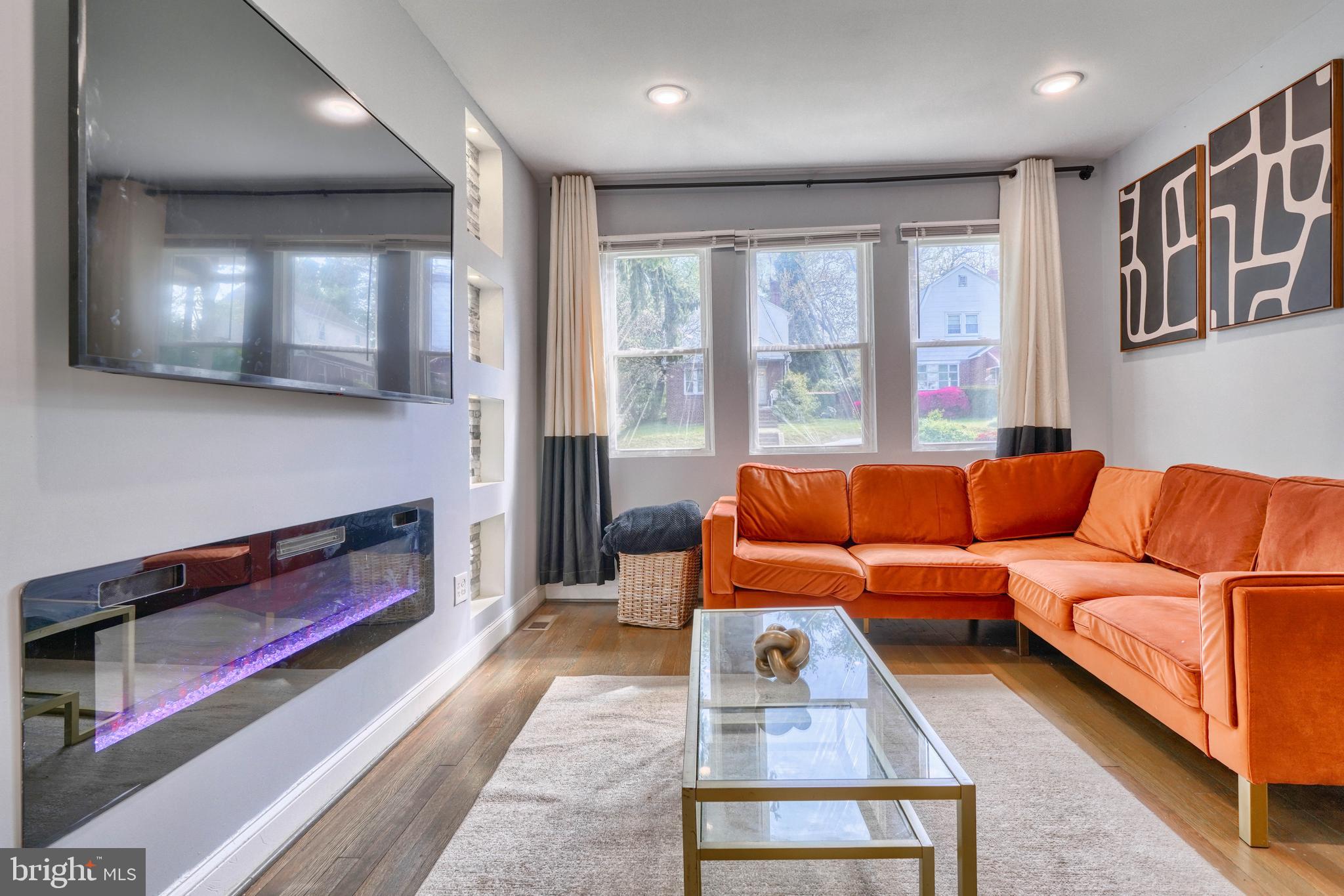 3901 Biddison Lane Baltimore, MD 21206 - Photo 5 of 42