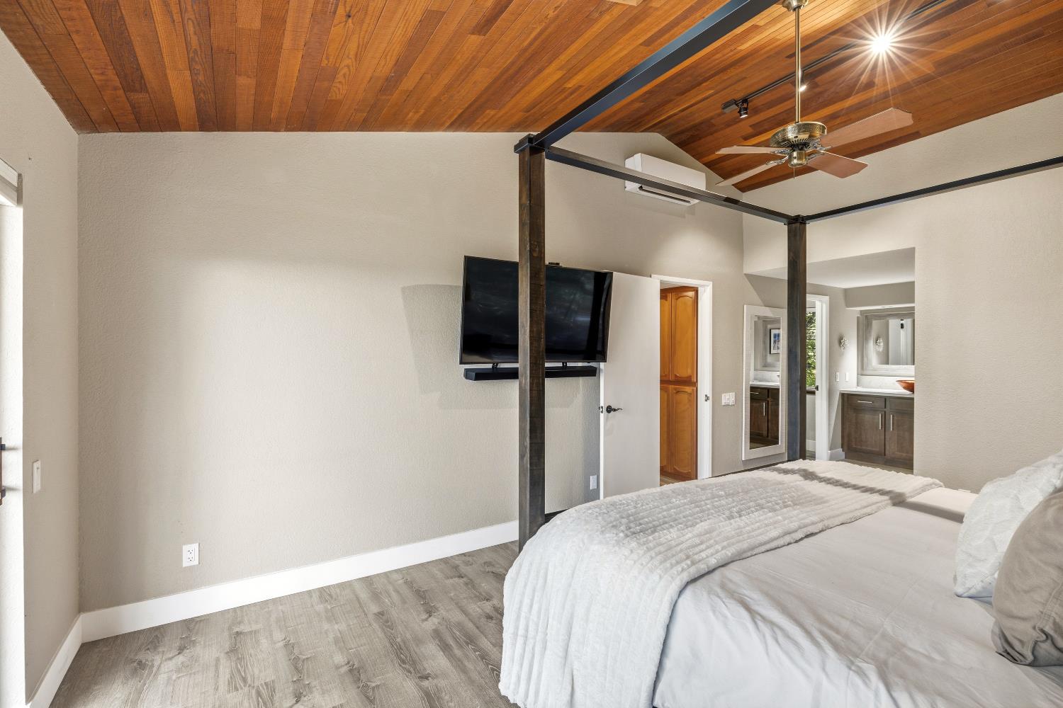455 Westlake Road Auburn, CA 95602 - Photo 24 of 63
