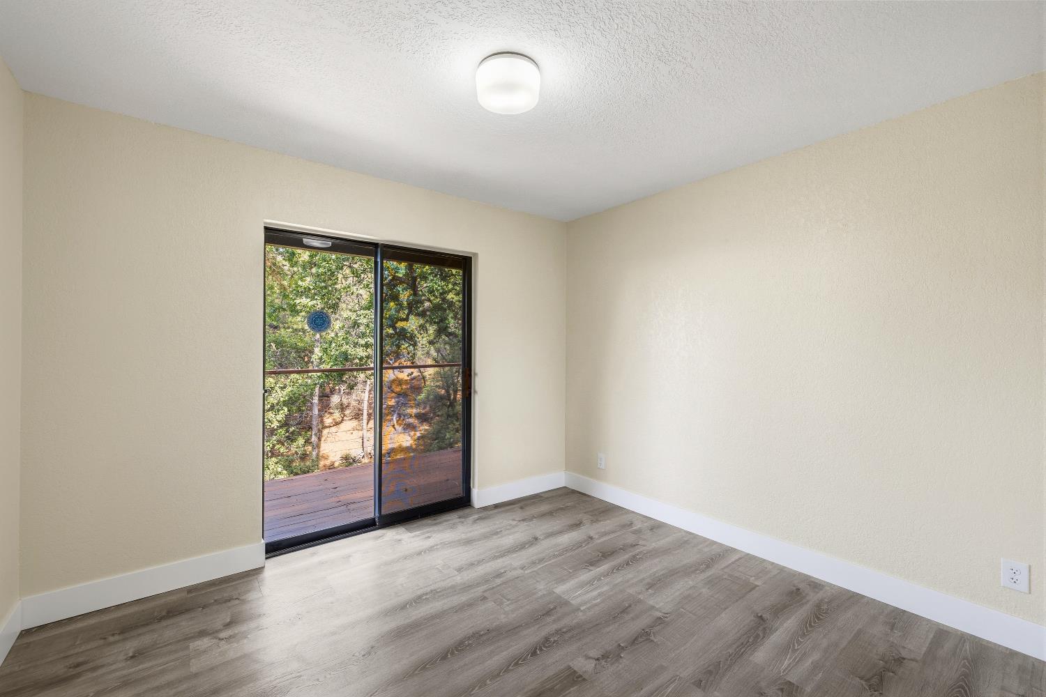 455 Westlake Road Auburn, CA 95602 - Photo 27 of 63