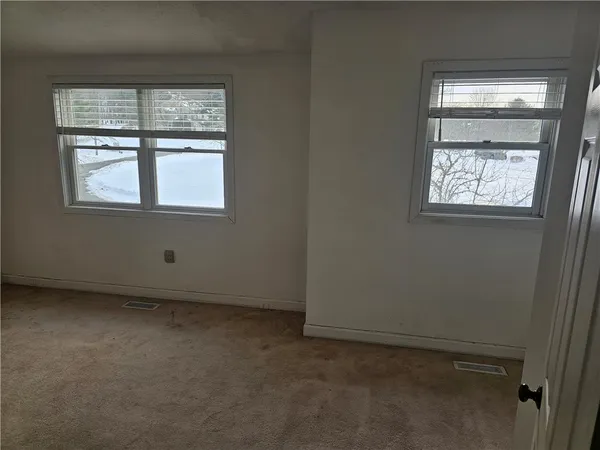 $399,923 | 37 Lawton Brook Lane, Portsmouth, RI 02871