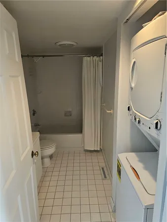 $399,923 | 37 Lawton Brook Lane, Portsmouth, RI 02871