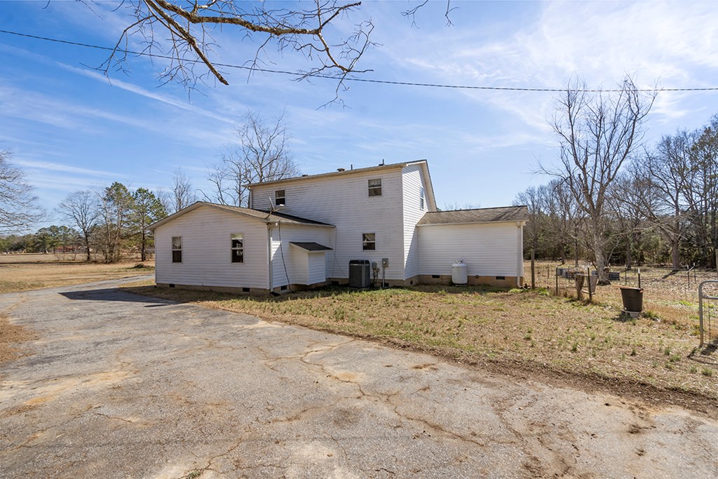 1810 Bell Road Iva, SC 29655 - Photo 18 of 19