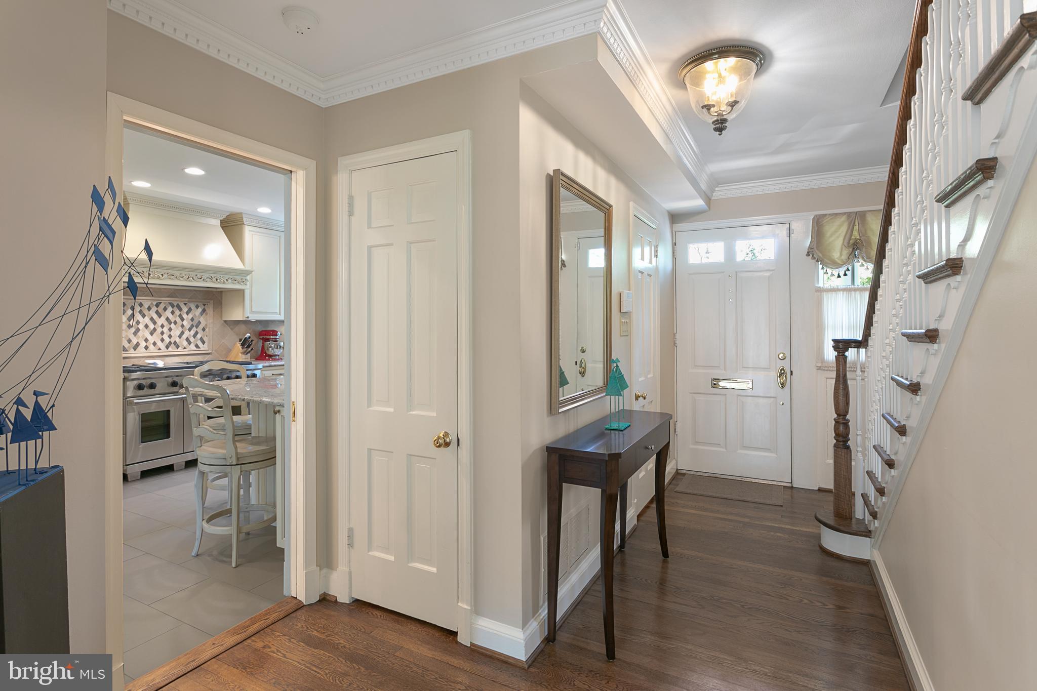 2814 R Street Northwest Washington, DC 20007 - Photo 17 of 46