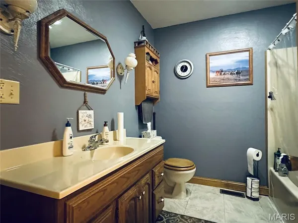 $324,500 | 34 Kathryn Drive, St. James, MO 65559