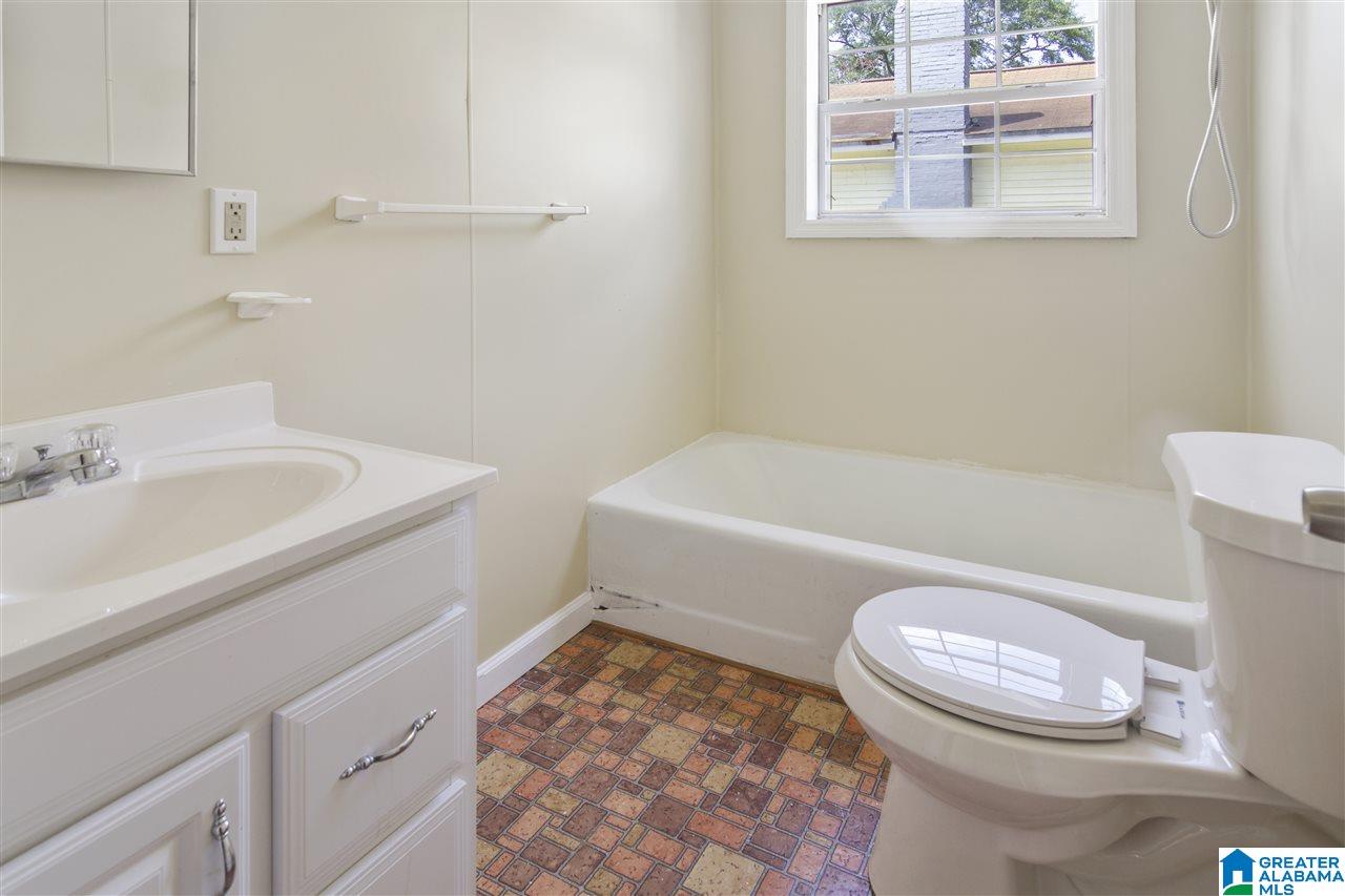 113 Jackson Street Talladega, AL 35160 - Photo 11 of 19