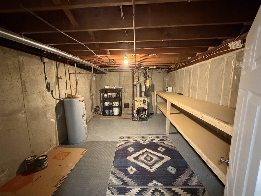 8 Fairbrook Road Framingham, MA 01701 - Photo 34 of 42