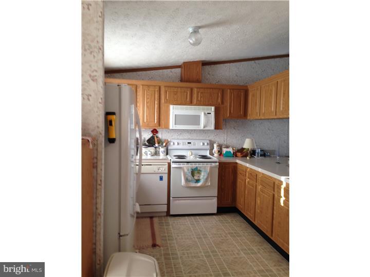 127 Ritz Avenue Reading, PA 19606 - Photo 4 of 10 Gallery Image 4