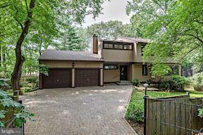 14929 Wellwood Road Silver Spring, MD 20905 - Photo 1 of 28 Exterior (Front)