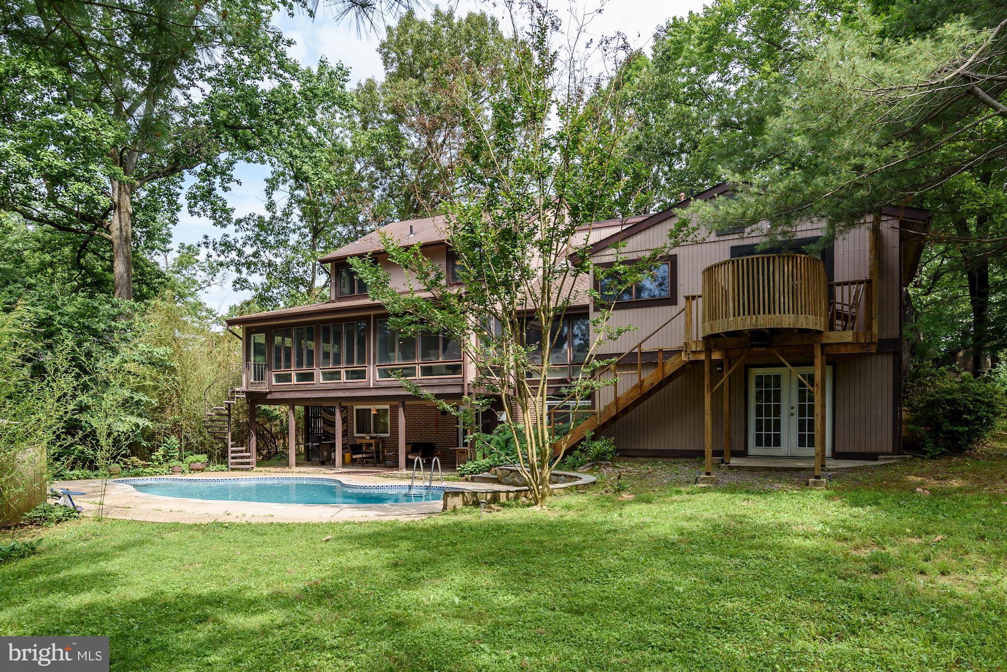 14929 Wellwood Road Silver Spring, MD 20905 - Photo 2 of 28 Exterior (Rear)