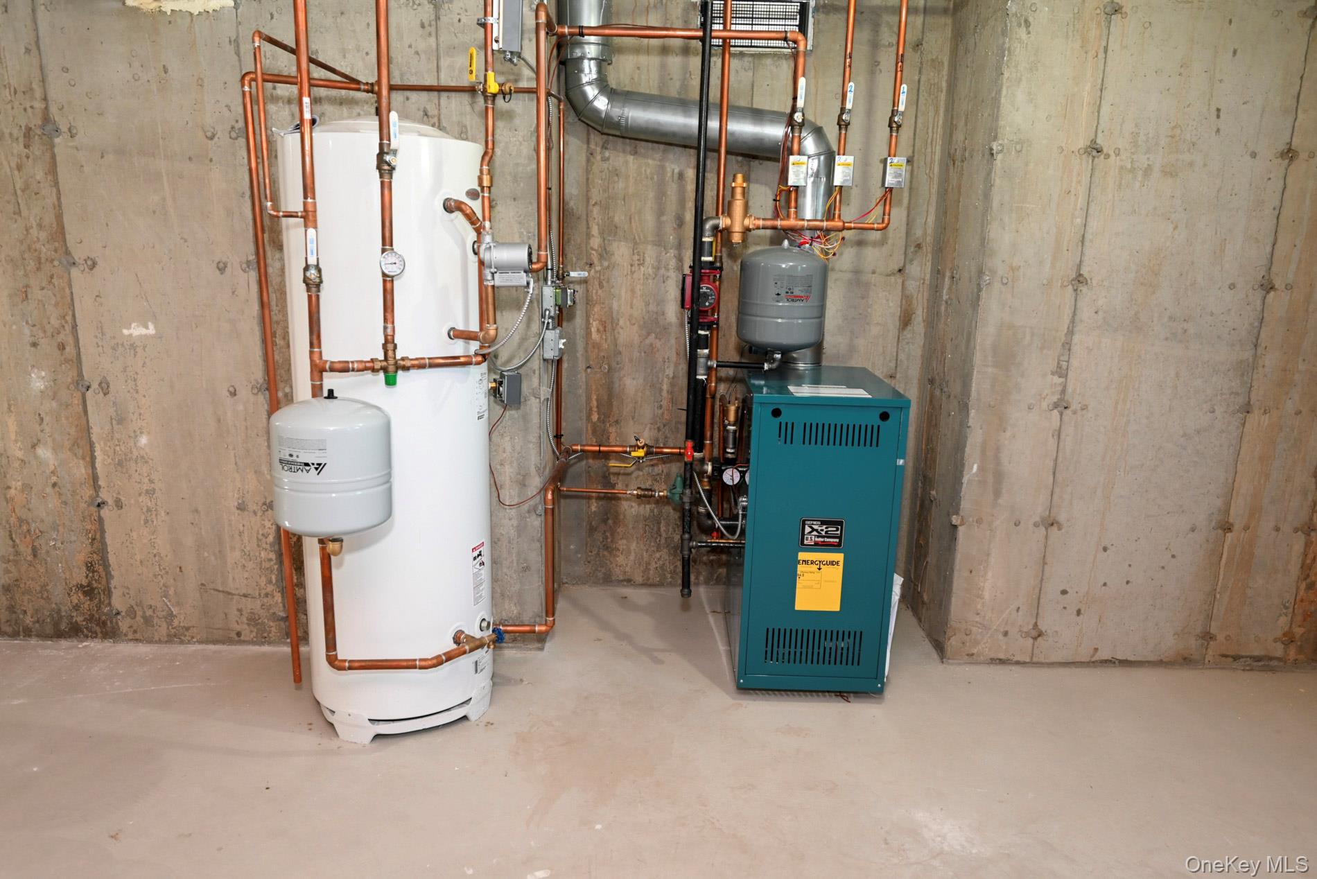 1772 Rose Street Merrick, NY 11566 - Photo 25 of 35