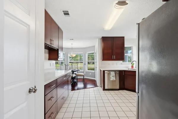 $475,000 | 946 Shalimar Pointe Drive, Shalimar, FL 32579
